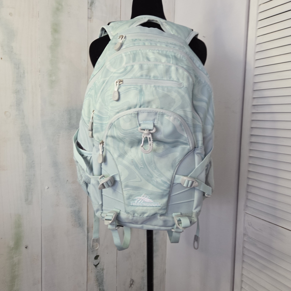High Sierra Loop Bac with Suspension Strap System